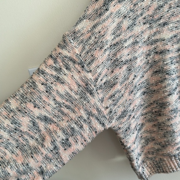 Billabong PARTY WAVES sweater . - Picture 8 of 10